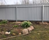 Оценкованные столбы под профлист fence